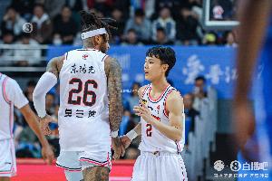 杨鸣点评:北京已经具备冠军相 广东别不好意思&赶紧联系莫兰德